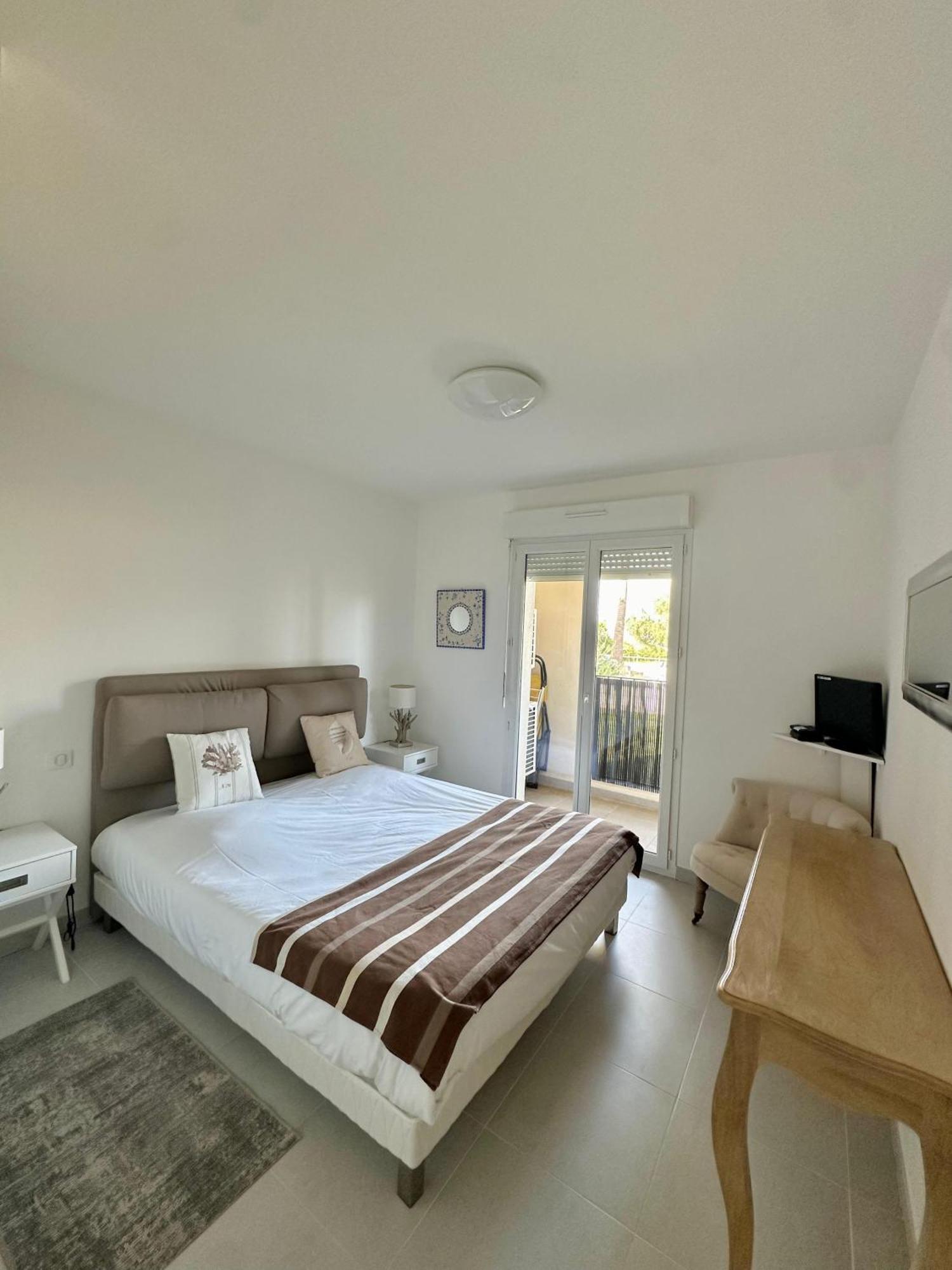 Appartement Cumaru Vue Mer Сен-Флоран Екстериор снимка